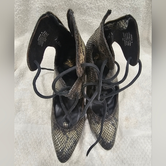 Freebird by Steven Joyce Green Snake Size 9 - Picture 3 of 8